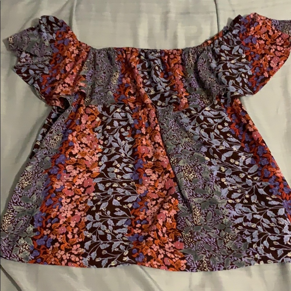 Off the shoulder